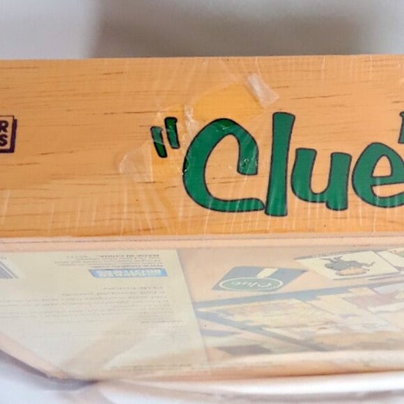 Clue Nostalgia Games Series Wooden Box - Picture 3 of 3